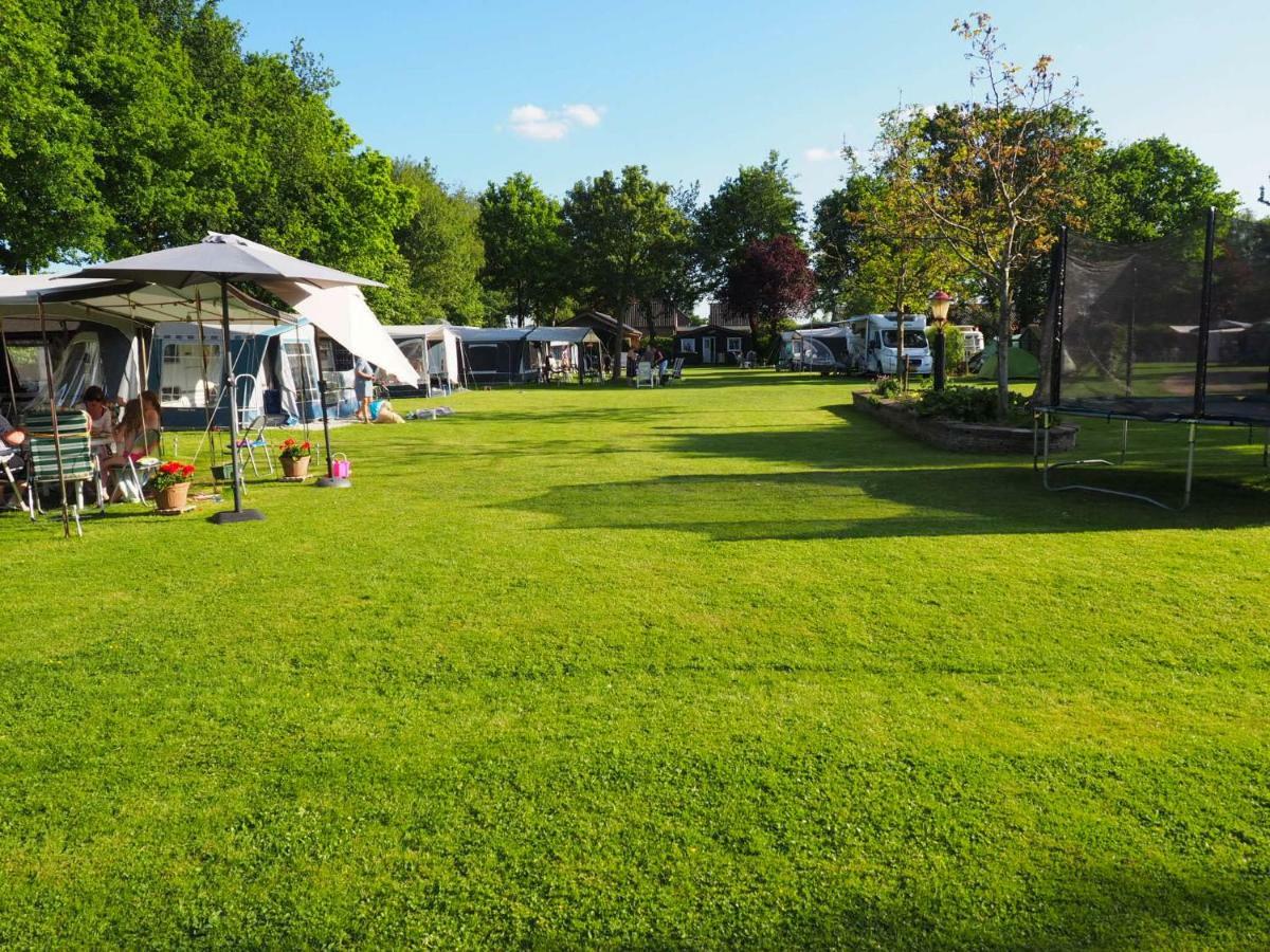 Wintelre Chalet - Camping 'T Dekske מראה חיצוני תמונה